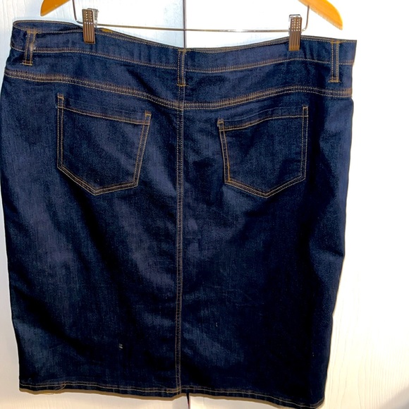 Signature Weekend Denim Skirt 18W - Picture 3 of 3